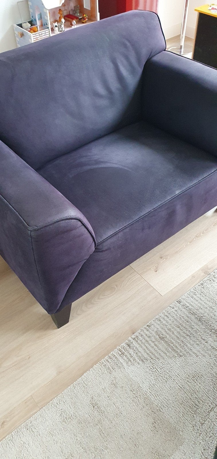Zwarte loveseat - Comfortabel en stijlvol, Huis en Inrichting, Fauteuils, Ophalen, Gebruikt, 75 tot 100 cm, 100 tot 125 cm