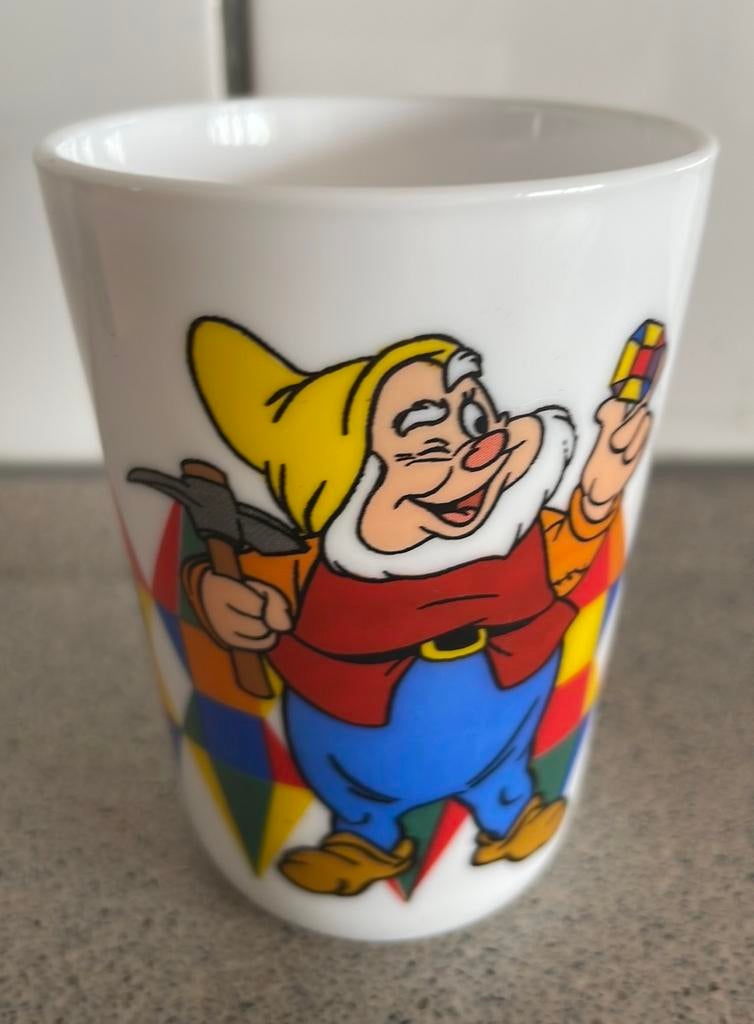 Fantastische mok beker dwergen Sneeuwwitje France Disney, Ophalen of Verzenden, Sneeuwwitje of Doornroosje, Zo goed als nieuw