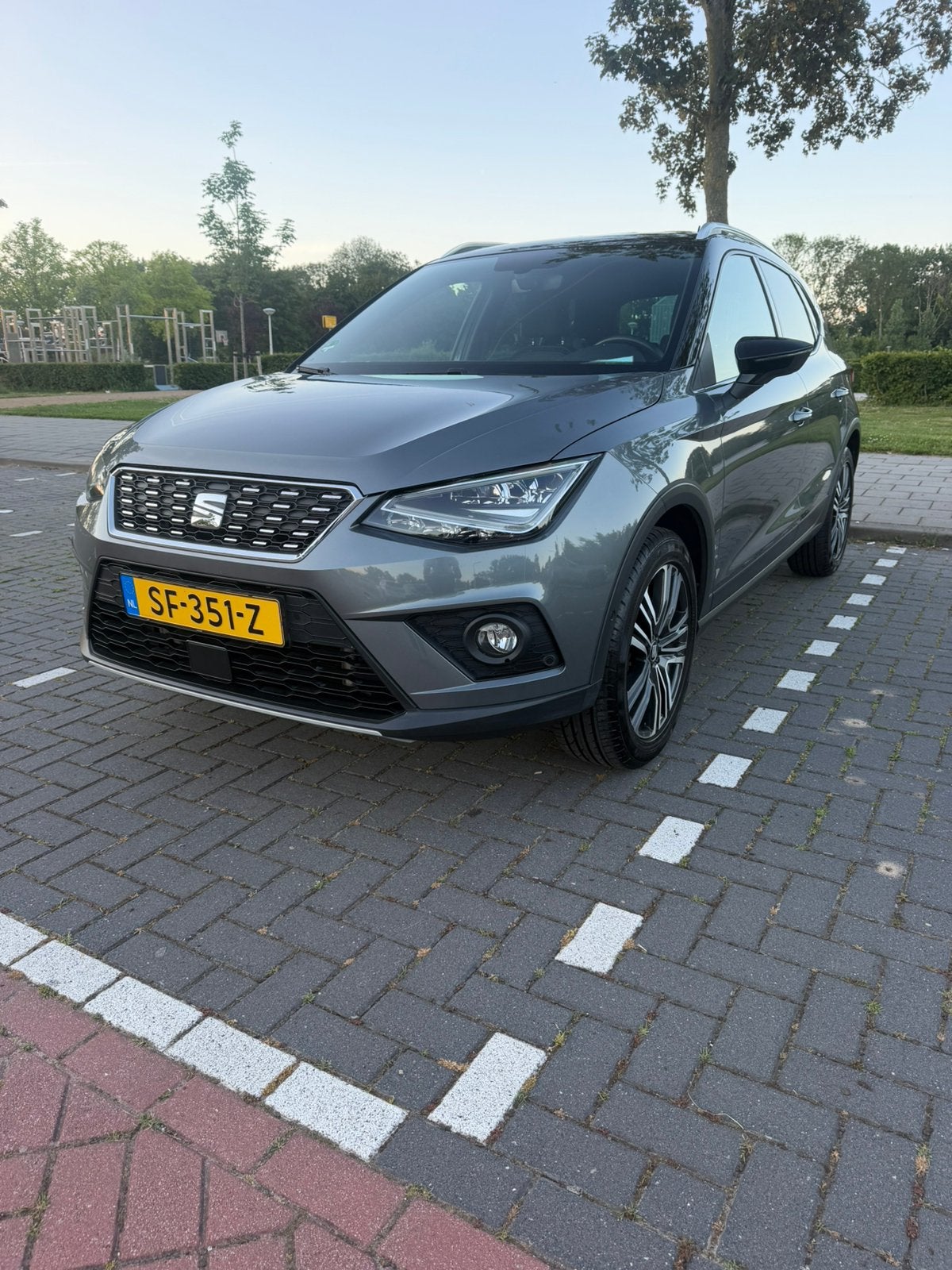 Seat Arona Xcellence 1.0 TSI 115pk Dsg-7 2018 Grijs, Auto's, Seat, Arona, 49 €/maand, Origineel Nederlands, 115 pk