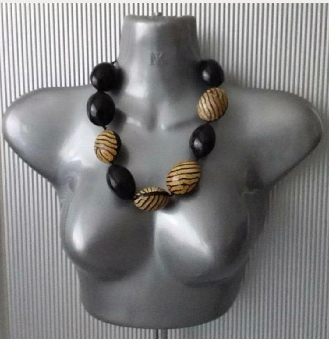 Manouk - ketting met bollen schelp en 3=2 actie, Verzenden, Zwart, Nieuw, Steen of Mineraal