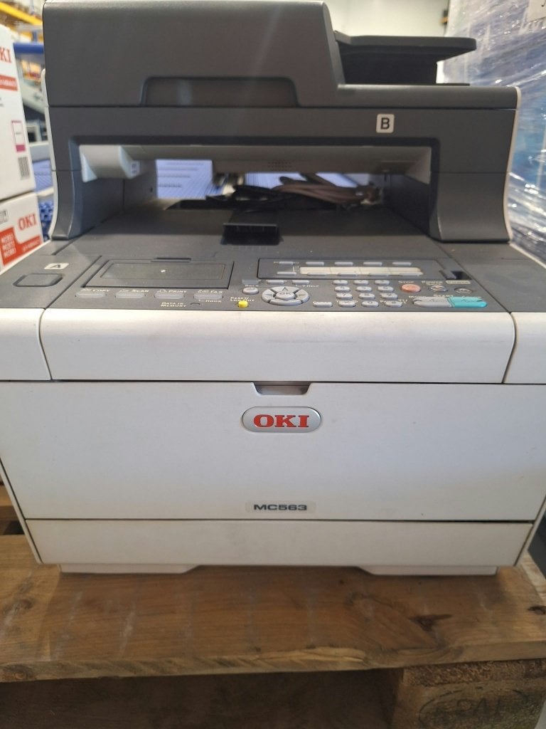 OKI MC563 All-in-one printer - Klepje sluit niet goed, Computers en Software, Printers, Ophalen, OKI, All-in-one, LED-printer