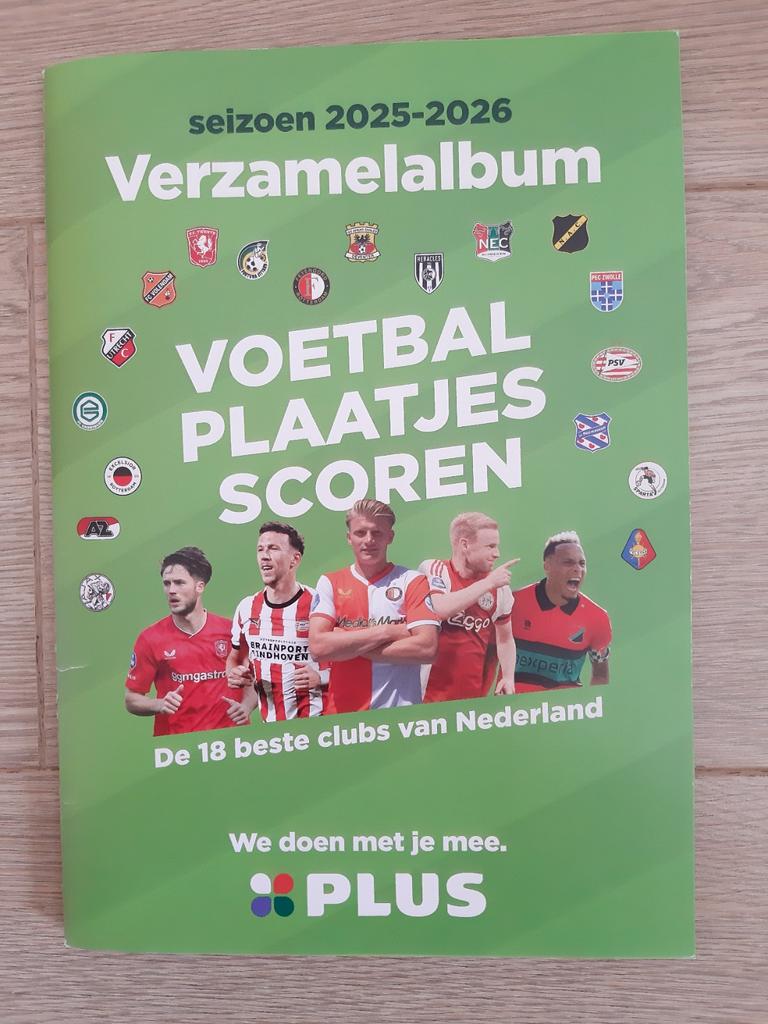 Voetbalplaatjes compleet boek 2025-2026 Plus, Verzamelen, Supermarktacties, Plus, Ophalen of Verzenden
