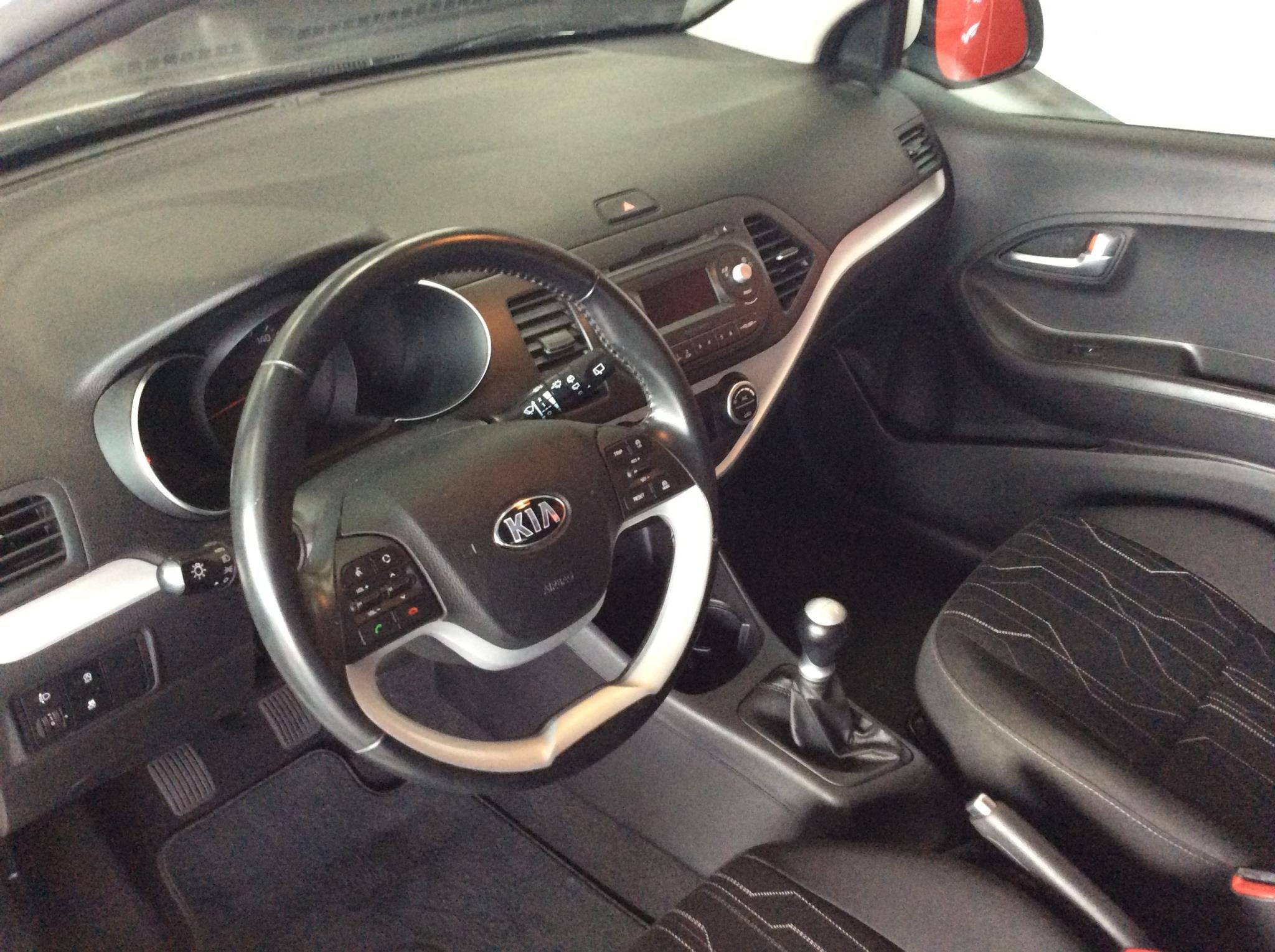 Kia Picanto 1.0 CVVT DynamicLine inclusief Airco en Cruise c, Voorwielaandrijving, Euro 5, Stof, Gebruikt
