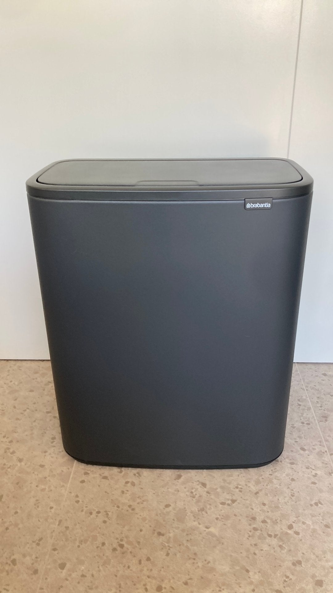 ZGAN Brabantia Bo Touch Bin 2 x 30 liter donkergrijs, Huis en Inrichting, Woonaccessoires | Prullenbakken, 40 liter of meer, Ophalen