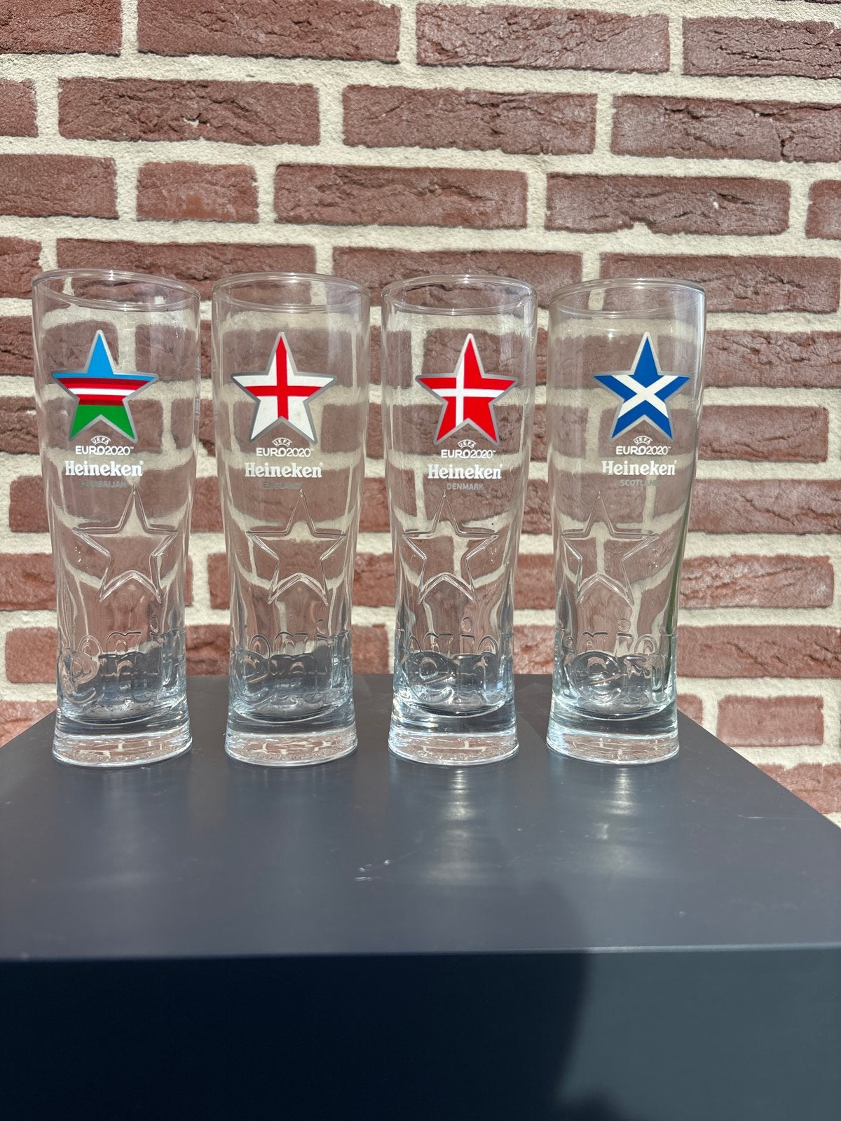 Heineken EURO 2020 bierglazen - set van 4, Ophalen of Verzenden, Zo goed als nieuw, Meerkleurig, Overige merken