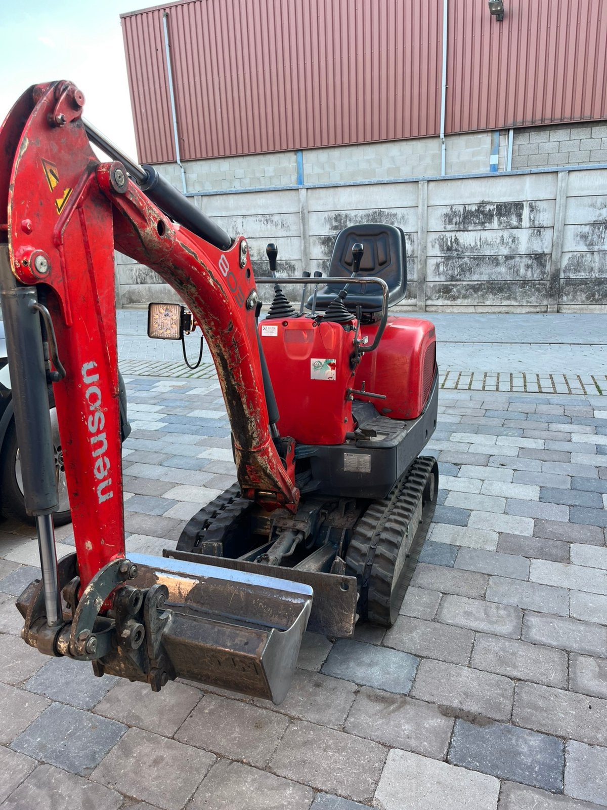 Neuson minigraver, Ophalen, Graafmachine
