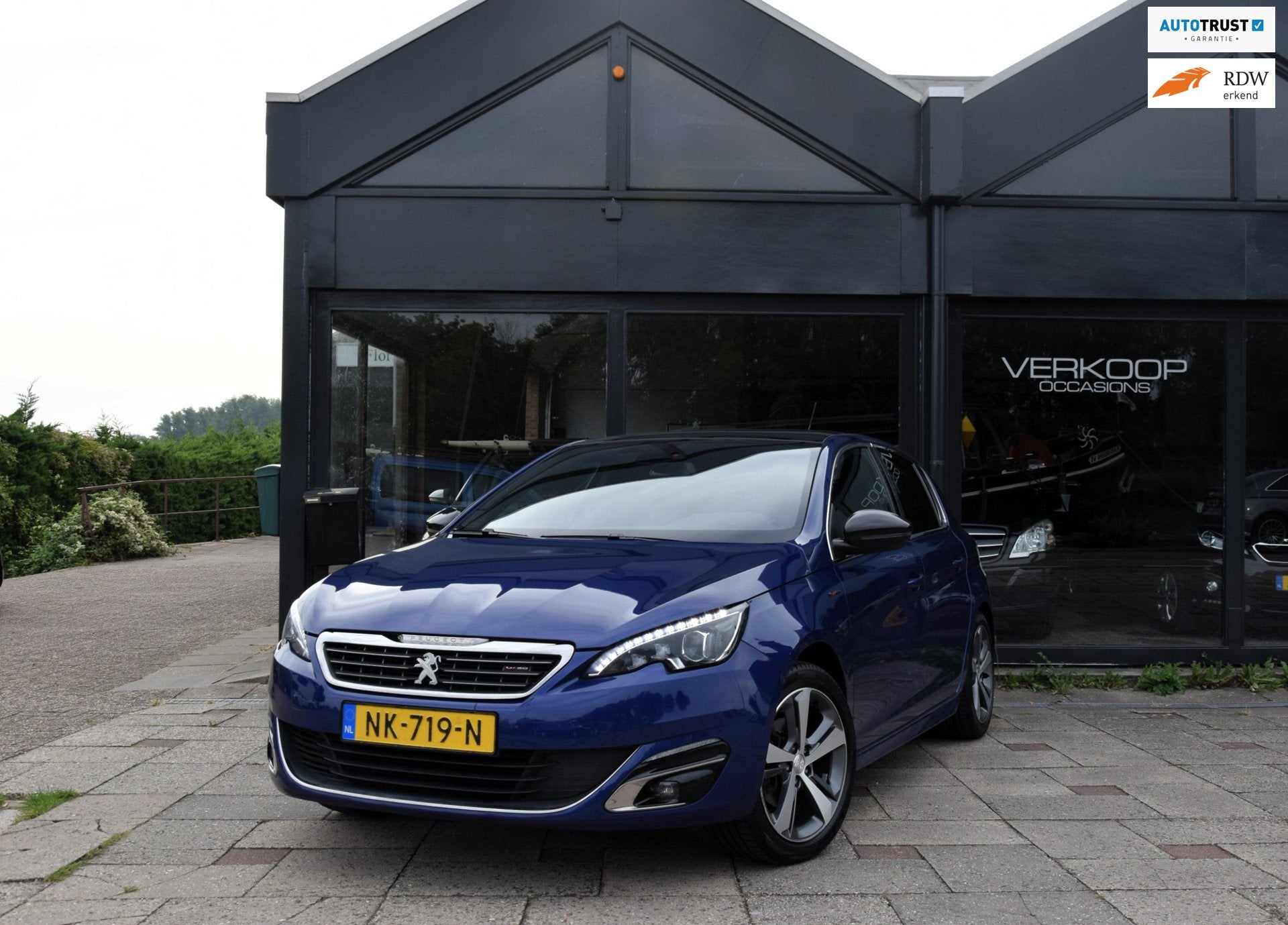 Peugeot 308 1.2 PureTech Blue Lease GT-line, Voorwielaandrijving, Gebruikt, Euro 6, Blauw
