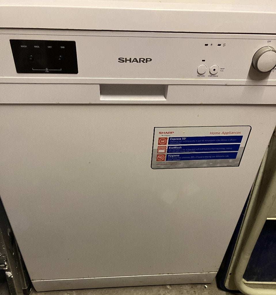 SHARP VAATWASMACHINE, Witgoed en Apparatuur, Vaatwasmachines, Zo goed als nieuw, Vrijstaand, 85 tot 90 cm, 60 cm of meer, 10 tot 14 liter