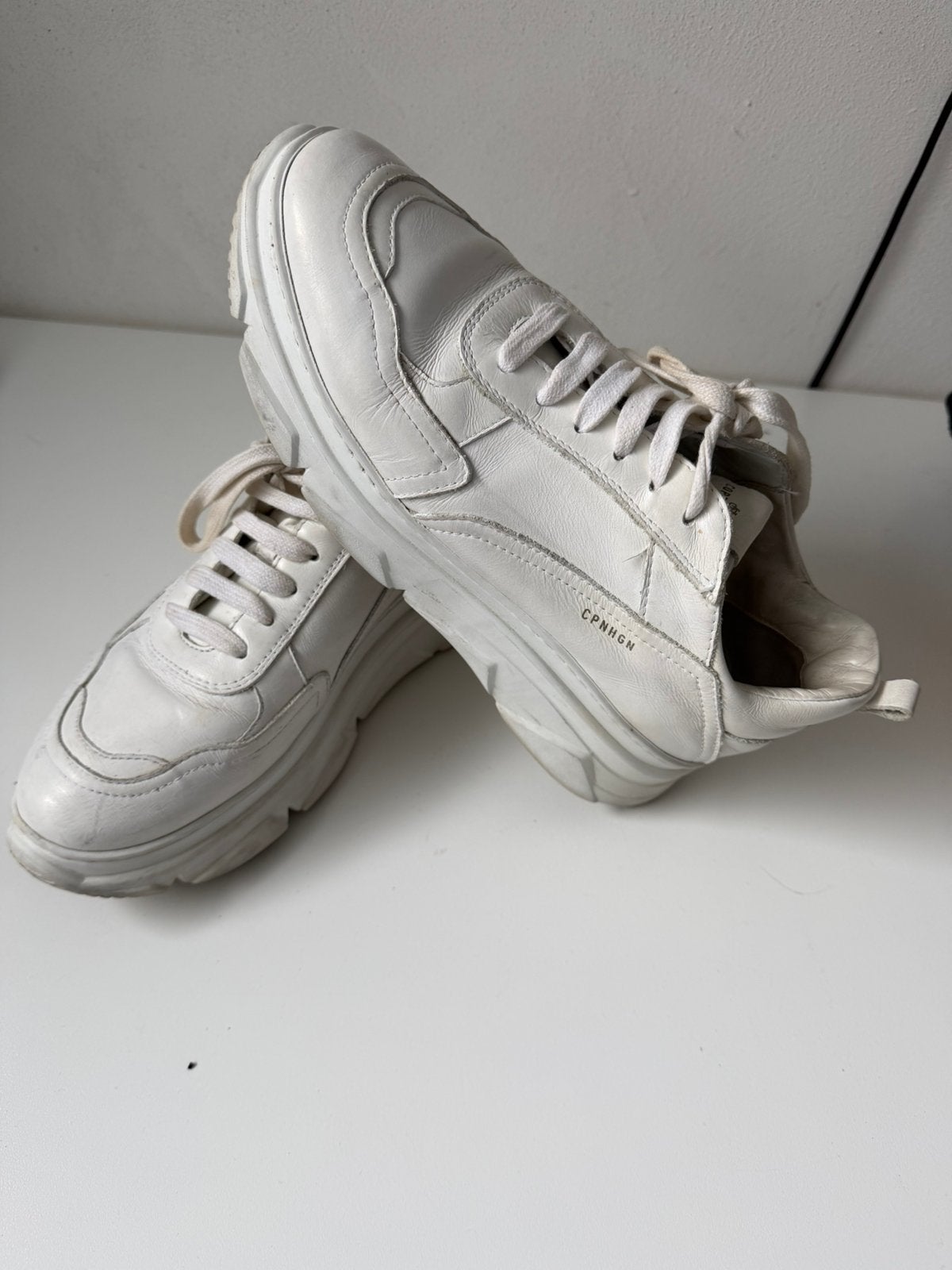 Copenhagen sneakers naat 39 roomwit leer, Ophalen of Verzenden, Zo goed als nieuw, Wit, Sneakers of Gympen