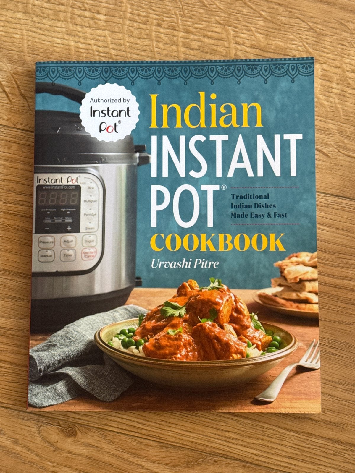 Indian Instant Pot Cookbook - Urvashi Pitre, Ophalen of Verzenden, Zo goed als nieuw, Azië en Oosters, Hoofdgerechten