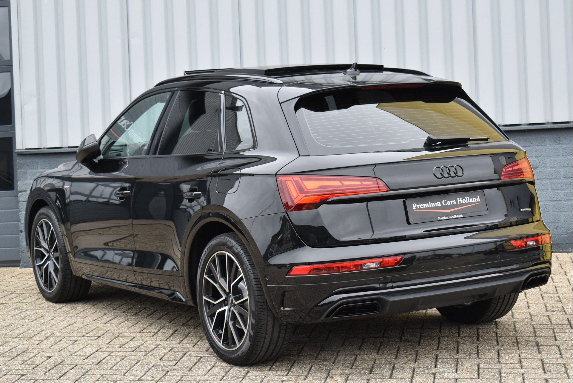 Audi Q5 55 TFSI e S-Line 367 Pk Pano Rs-Stoelen Luchtvering, Automaat, Dealer onderhouden, Gebruikt, 4 cilinders