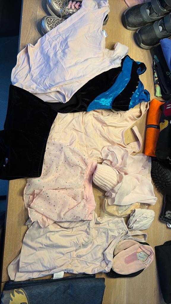 Ballet kleding, diverse maten voor meisje van circa 6-8 jaar, Ophalen of Verzenden, Gebruikt, Kleding