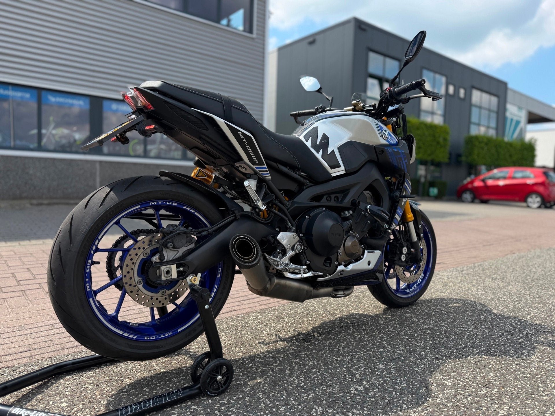 Yamaha MT-09 SP ABS SC Project OHLINS Full spec, Info@yamaha.com, Bedrijf, Meer dan 35 kW, Yamaha