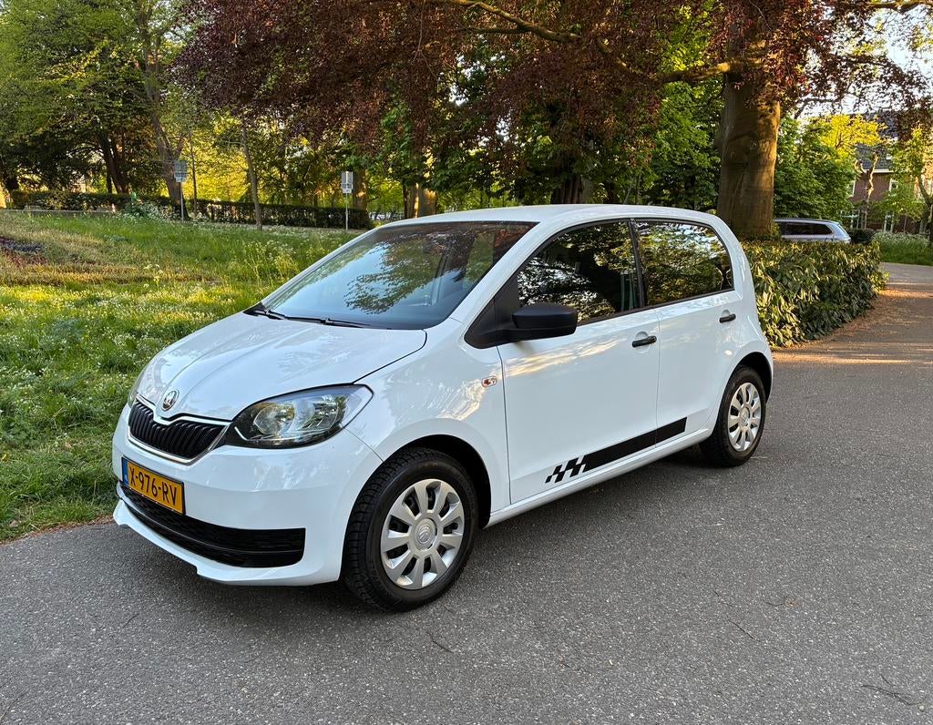 Skoda Citigo 1.0 60pk Greentech 5D 2018 Wit, Auto's, Voorwielaandrijving, Stof, 4 stoelen, Handgeschakeld