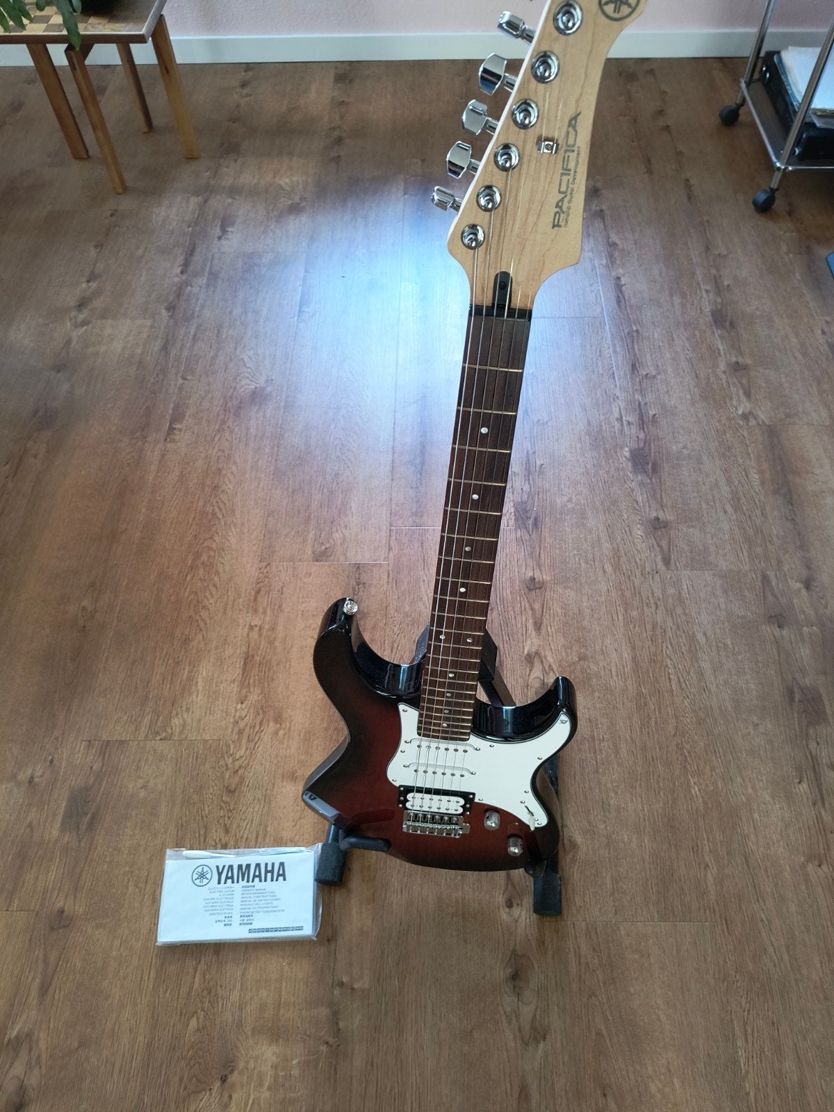 Yamaha Pacifica 112V elektrische gitaar met hoes, Ophalen, Zo goed als nieuw, Solid body, Overige merken