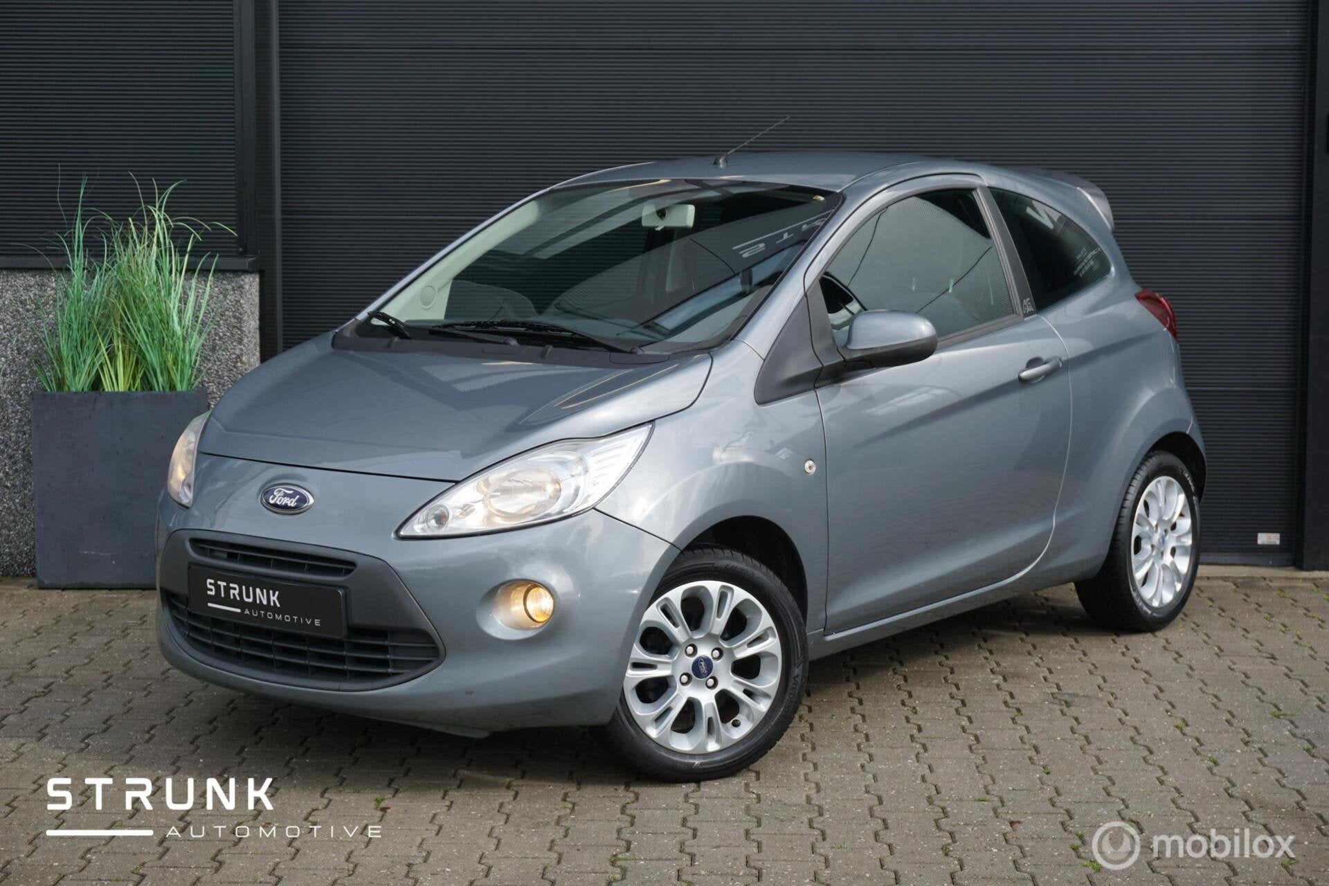 Ford Ka 1.2 Titanium X Apple CarPlay Centr Vergr Airco, Auto's, Ford, Voorwielaandrijving, Gebruikt, 1242 cc, 4 cilinders