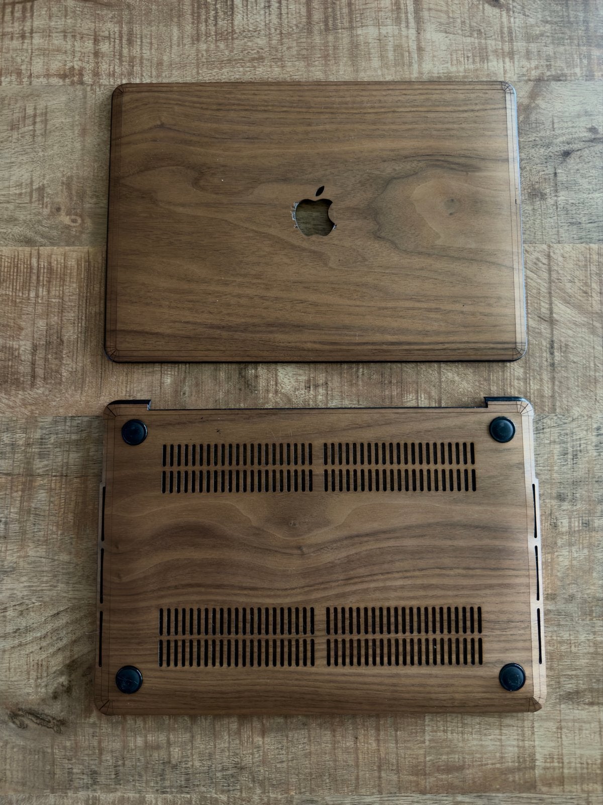 MacBook Pro cover Walnoothout, Ophalen of Verzenden, 13 inch, Zo goed als nieuw