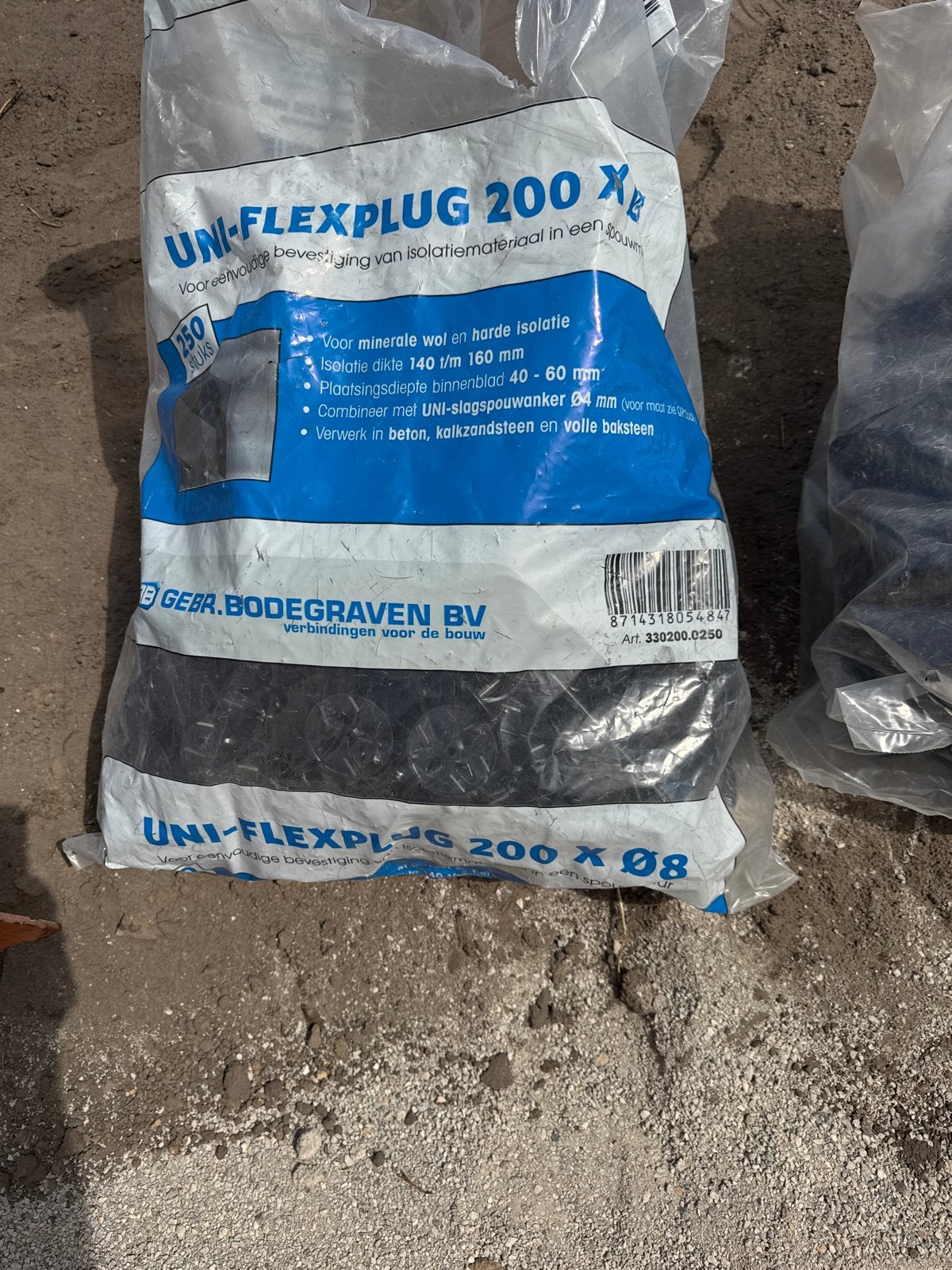 Isolatiepluggen Uni-Flexplug 200 x Ø8 en 100 x Ø8, Ophalen, Overige materialen, 12 cm of meer, Nieuw