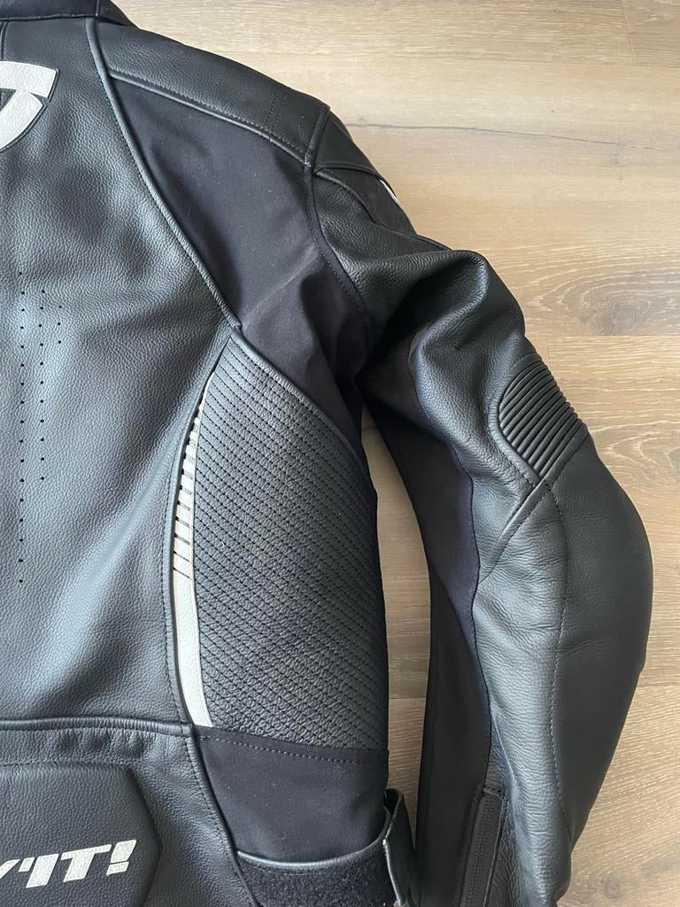 Revit Dames Motorjack leer Maat 42 - Zeer Netjes, Motoren, Kleding | Motorkleding, Ophalen of Verzenden, Tweedehands, Dames, Jas | leer