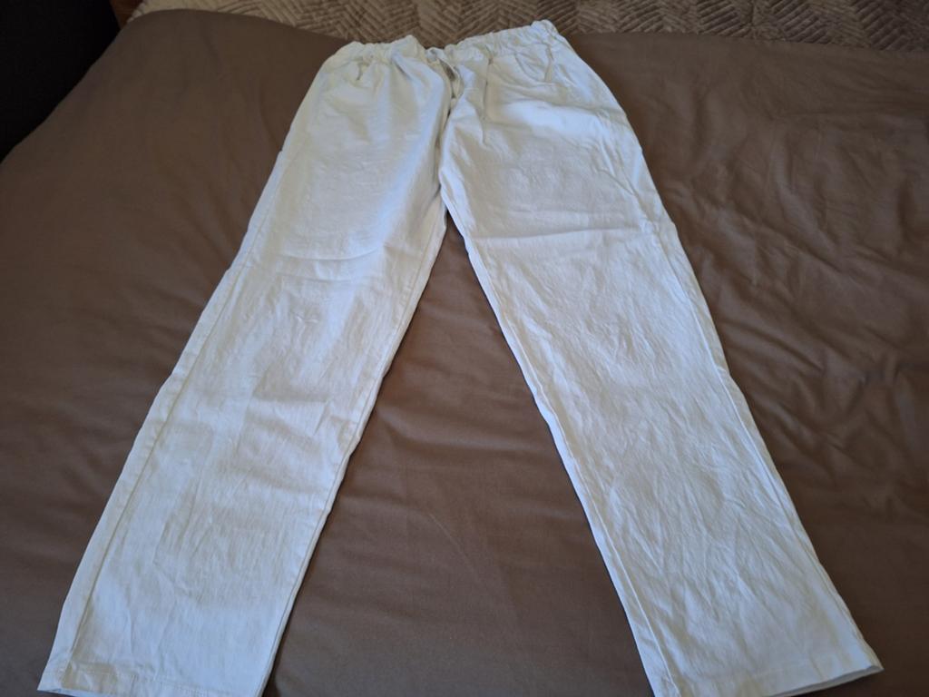 Witte en beige damesbroek mt 46, Kleding | Dames, Grote Maten, Ophalen of Verzenden, Zo goed als nieuw, Beige, Broek of Spijkerbroek