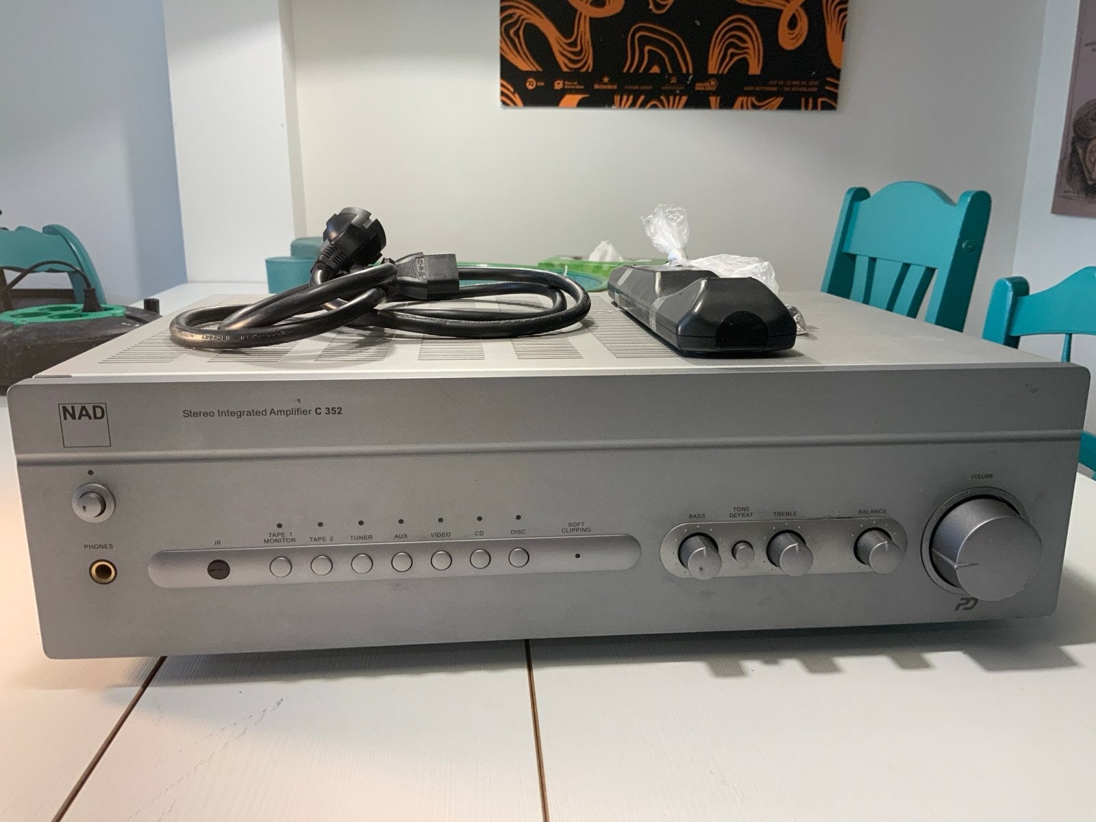 NAD C352 Stereo Geïntegreerde Versterker - Defect, Audio, Tv en Foto, Versterkers en Receivers, 60 tot 120 watt, Niet werkend