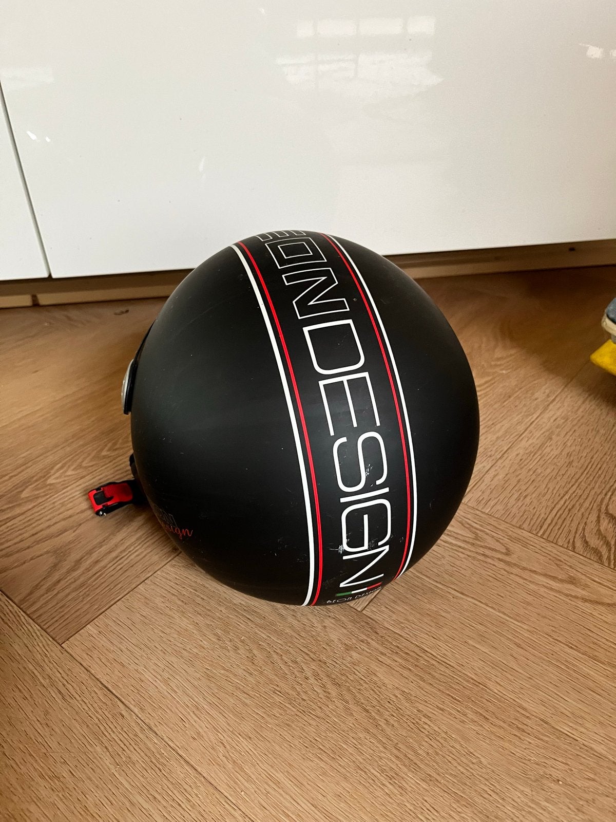 Beon Design Scooterhelm - Zwart, Fietsen en Brommers, Brommerhelmen, Ophalen, Gebruikt, Extra small of kleiner