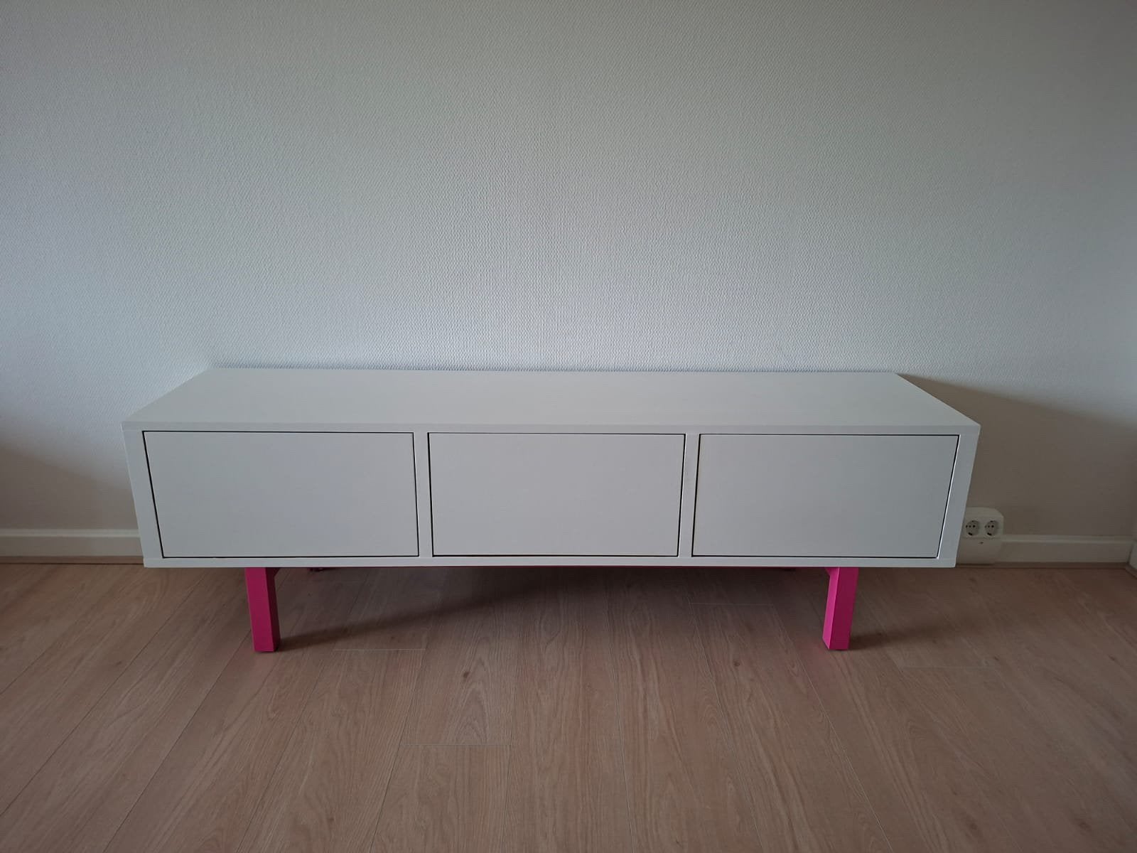 TV-meubel | Stockholm Ikea geverft, Huis en Inrichting, Ophalen, Gebruikt, 150 tot 200 cm, Minder dan 100 cm
