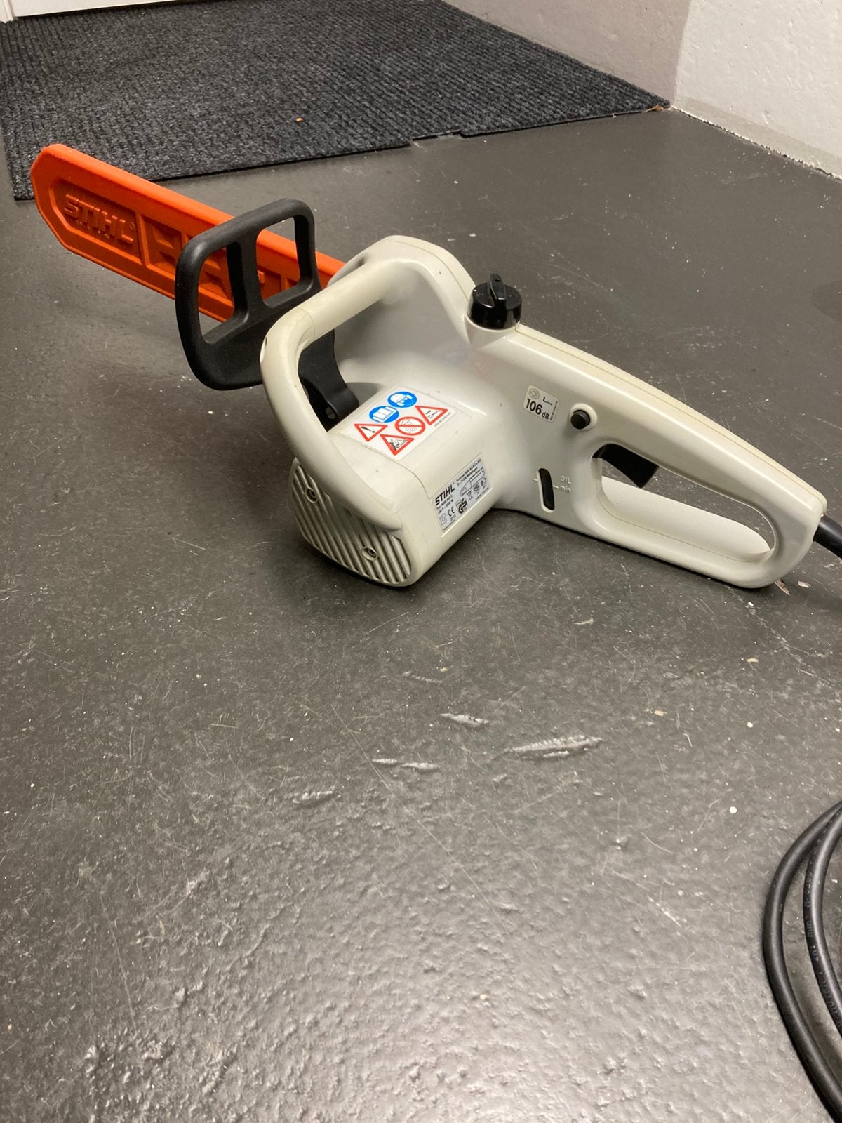 Stihl electrische kettingzaag MSE 200 C, Ophalen, Kettingzaag, Zo goed als nieuw, 30 tot 70 mm