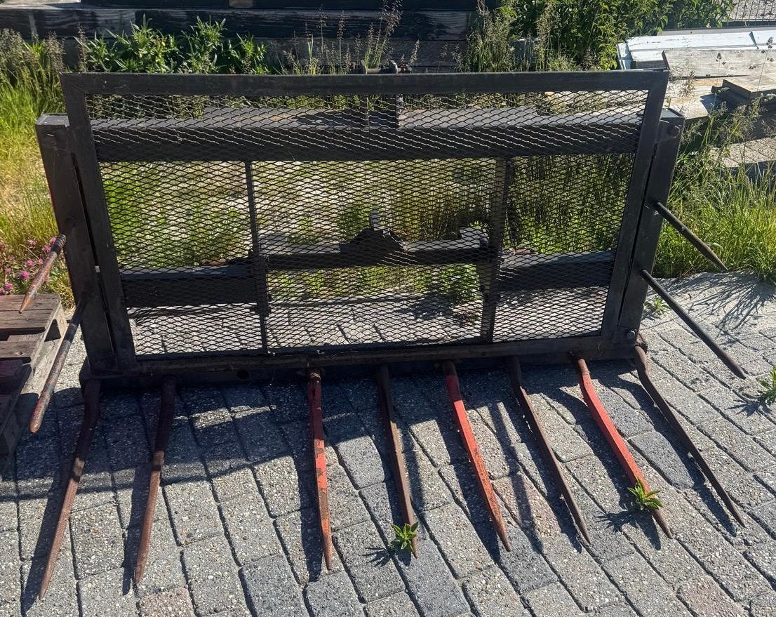 Mest-, gras- of strovork, Dieren en Toebehoren, Stalling en Weidegang