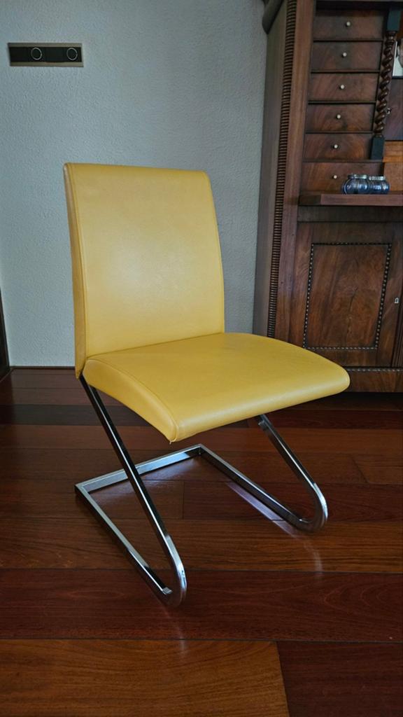Effezette  6 x Italy leren stoelen, Ophalen, Zo goed als nieuw