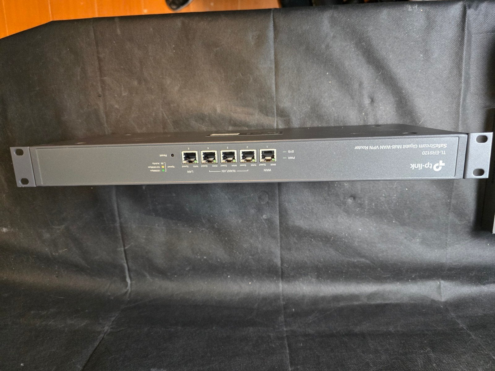 TP-Link SafeStream Gigabit Multi-WAN VPN Router TL-ER6120, Ophalen of Verzenden, Zo goed als nieuw, Router, TP-Link