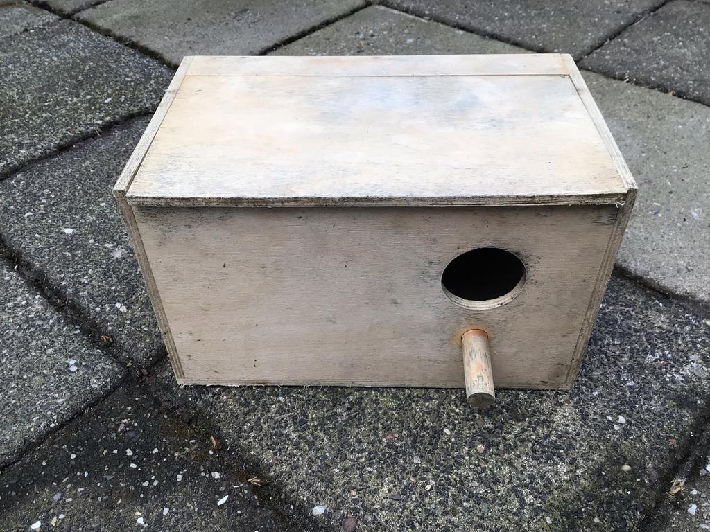 Nestkast, Ophalen, Gebruikt