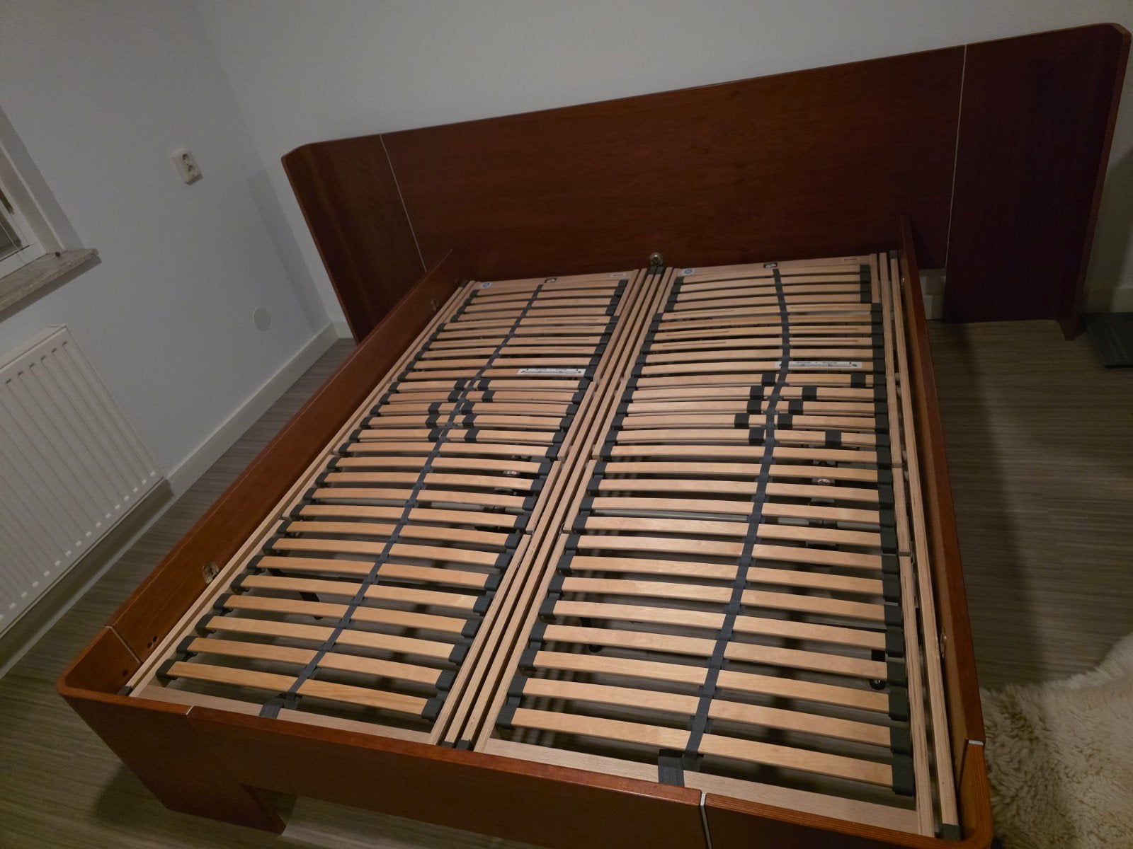 Tweepersoons  bed 160x200 met elektrische lattenb, Huis en Inrichting, Ophalen, Tweepersoons, 200 cm, Modern