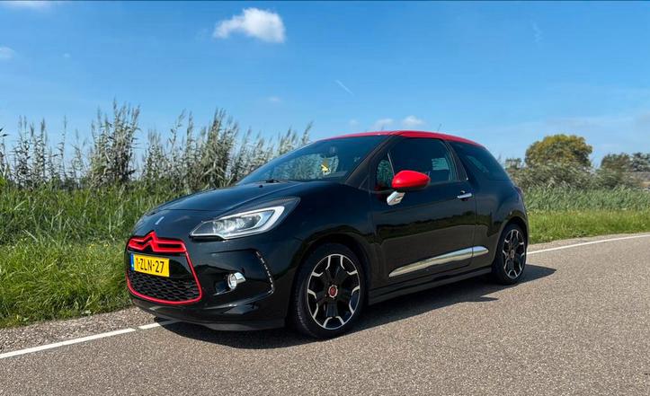 Citroën DS3 1.2 VTI 2015 PureTech so Red, Auto's, Citroën, Particulier, DS3, Benzine, B, Hatchback, Handgeschakeld, Origineel Nederlands