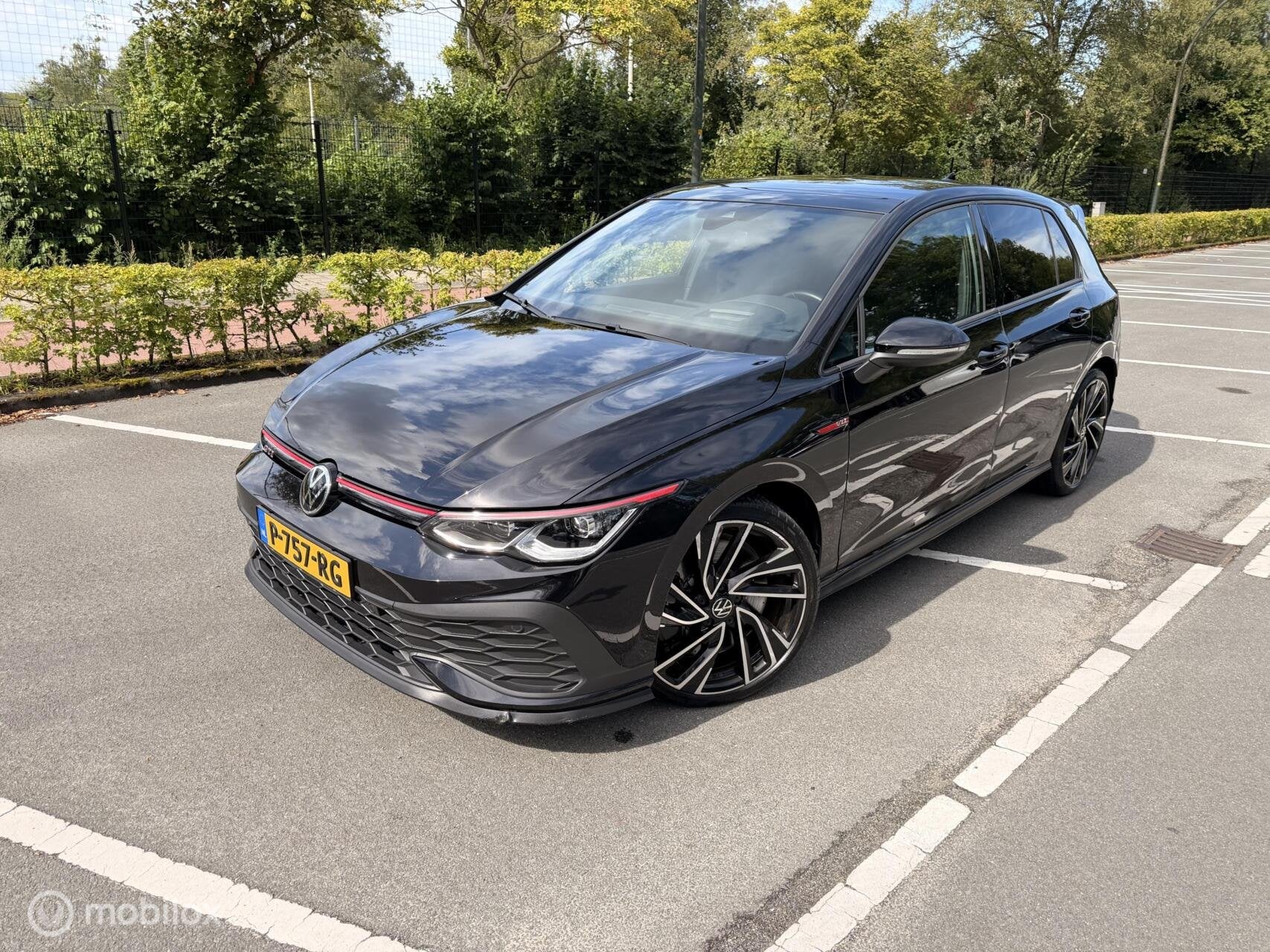 Volkswagen Golf Clubsport GTI PANO|HEADSUP|NÜRBURG|KEYLESS, Gebruikt, 4 cilinders, 1984 cc, Zwart