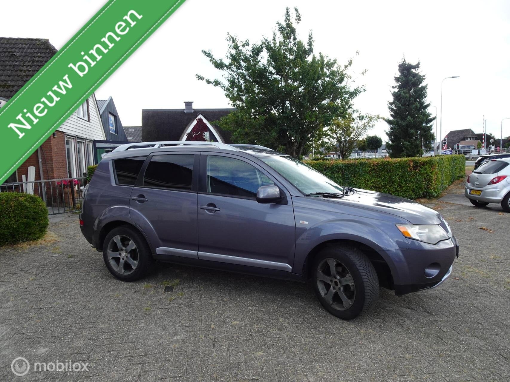 Mitsubishi Outlander 2.4 Intro Edition 2WD, Auto's, Mitsubishi, Voorwielaandrijving, Stof, Zwart, 4 cilinders