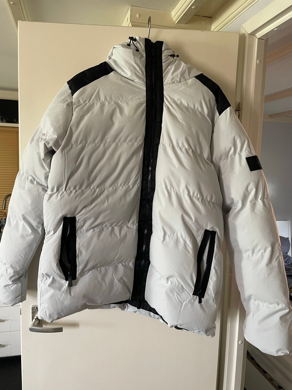 AG Mens Alps Puffer Jacket - Frost Grey - Maat XL, Ophalen of Verzenden, Nieuw, Maat 56/58 (XL), Grijs