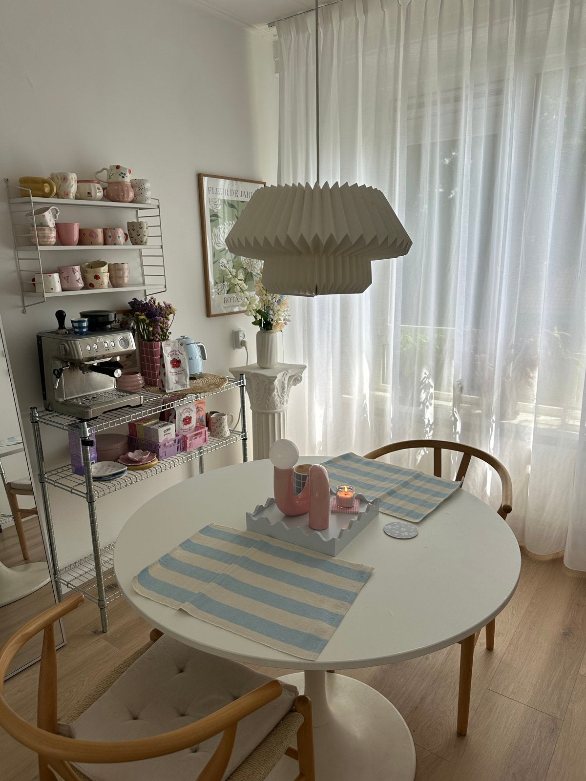 Ikea DOCKSTA Eettafel - Rond, wit, Ophalen, Kunststof, Gebruikt, Rond