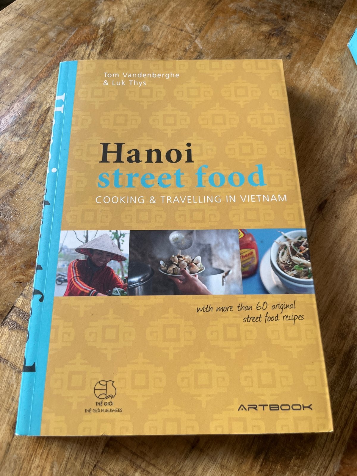 Hanoi Street Food: Koken & Reizen in Vietnam, Boeken, Ophalen of Verzenden, Gelezen, Azië en Oosters, Voorgerechten en Soepen