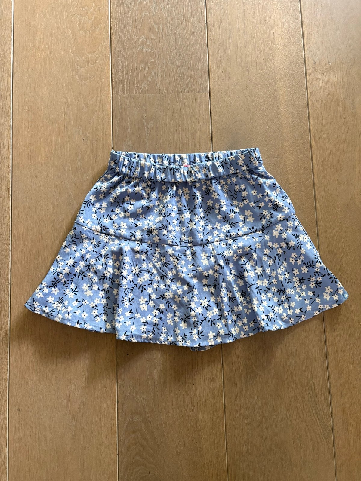 WE Mini rokje blauw wit bloemetjes maat 158-164, Ophalen of Verzenden, Zo goed als nieuw, Meisje, Jurk of Rok