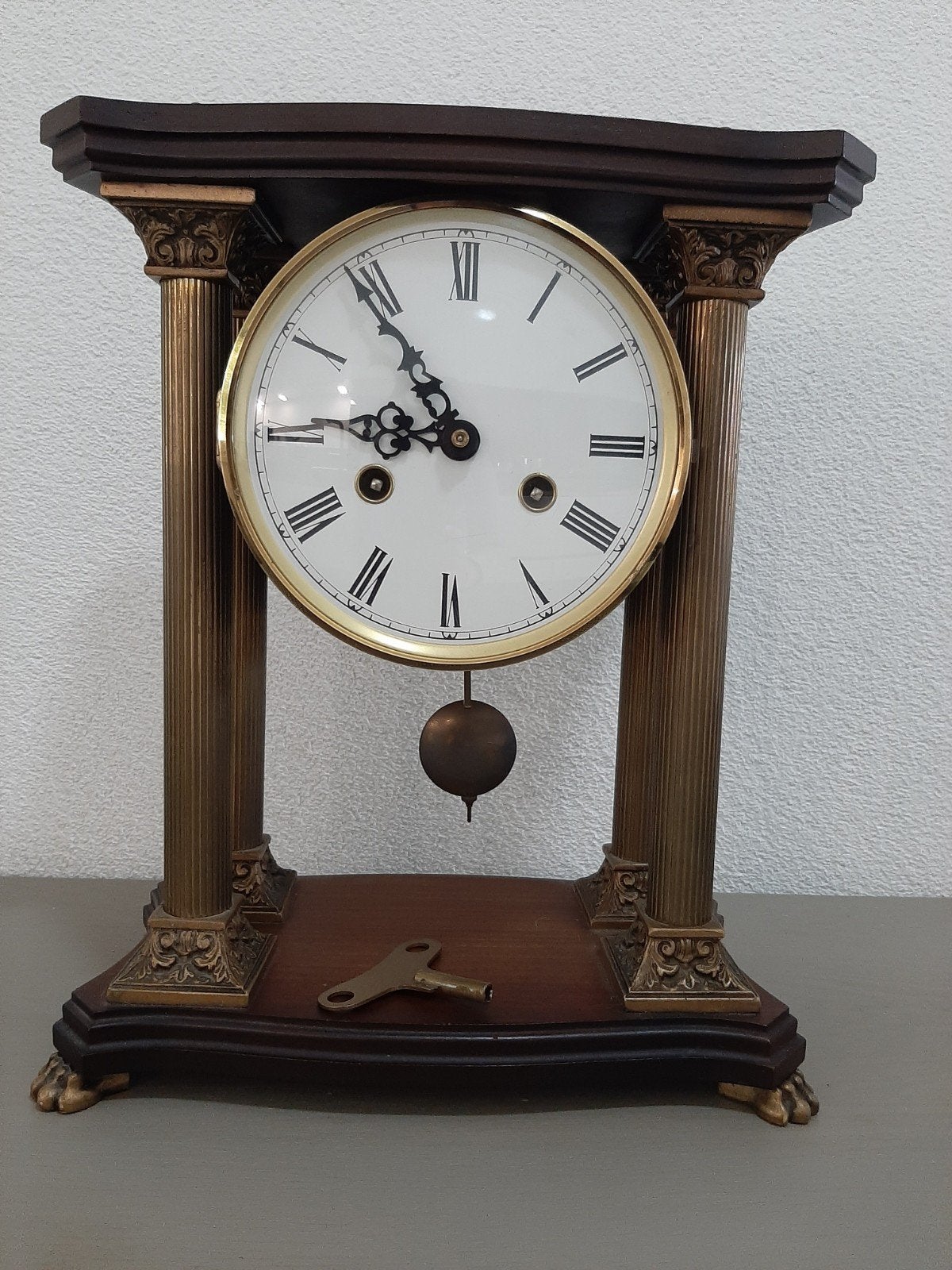 Portaalklok met pilaren, Antiek en Kunst, Ophalen