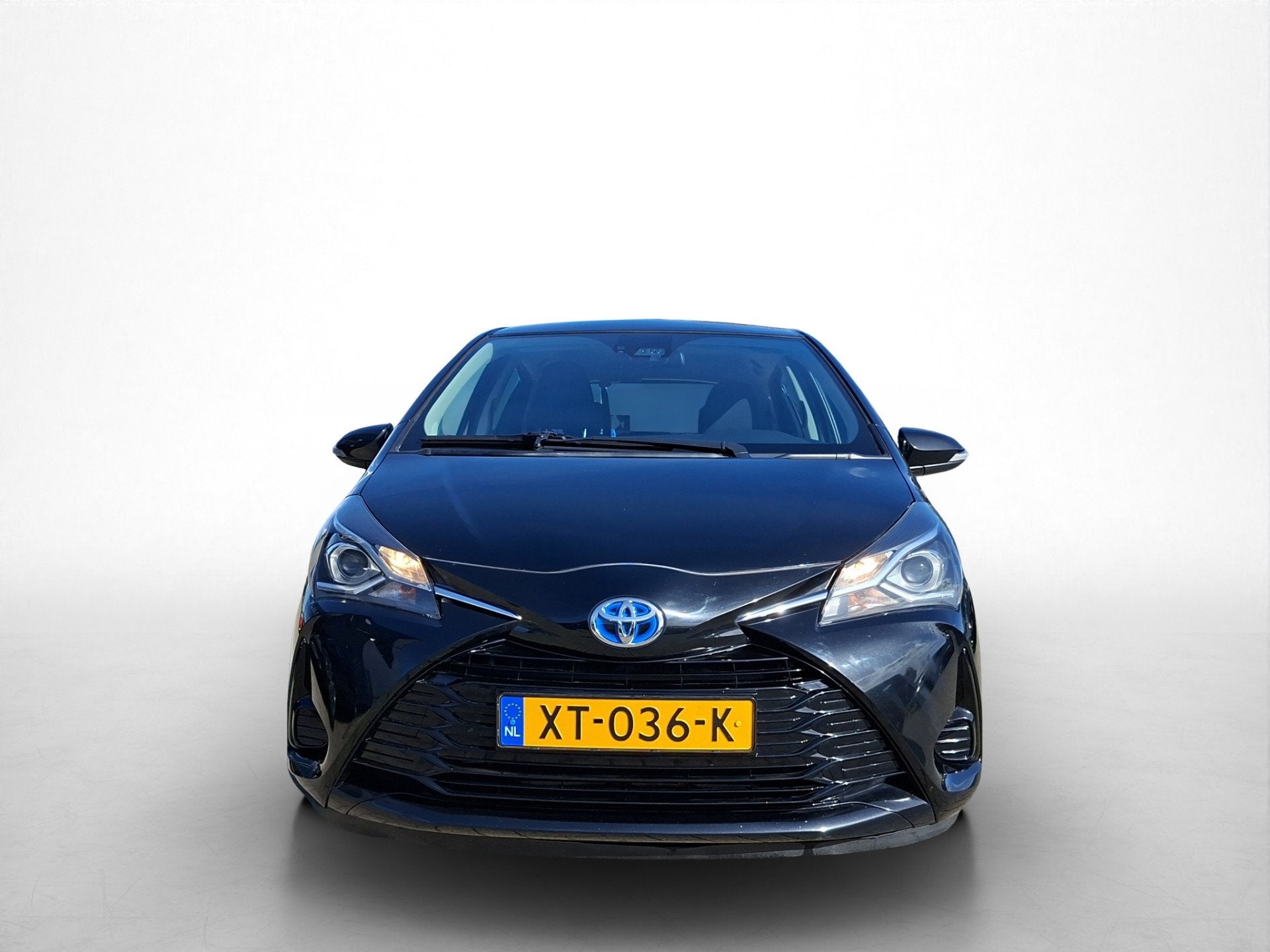 Toyota Yaris 1.5 Hybrid Active trekhaak | NL dealeronderhoud, 4 cilinders, Zwart, Origineel Nederlands, Bedrijf