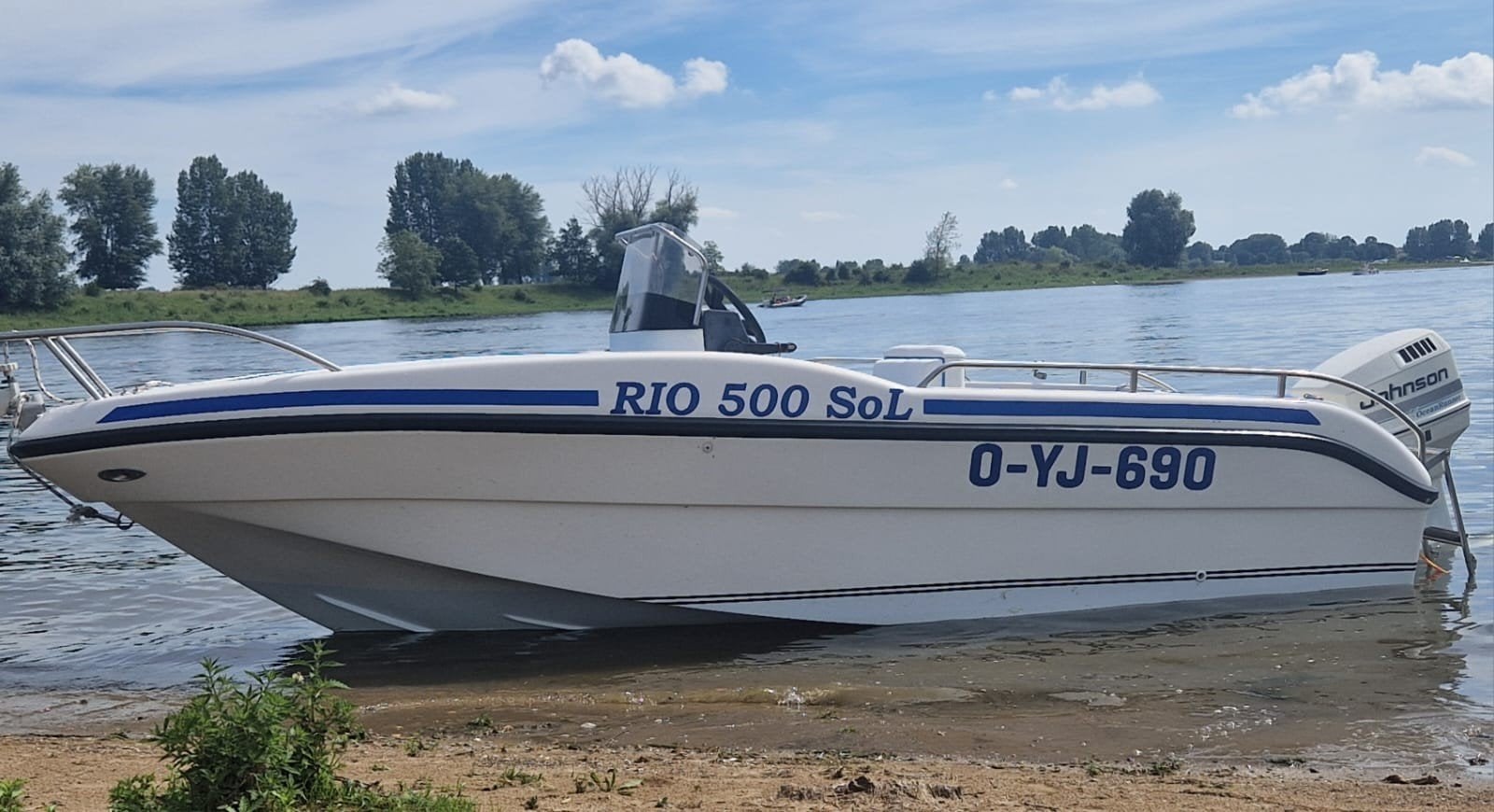 Rio 500 Sol Consoleboot + Johnson 90 PK - Vaarklaar!, Watersport en Boten, Vis- en Consoleboten, Ophalen, Overige merken, Gebruikt