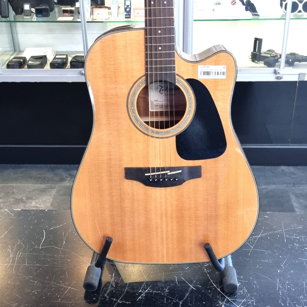 Foto 3 van Takamine GD30CE NAT Elektrische Akoestische Gitaar