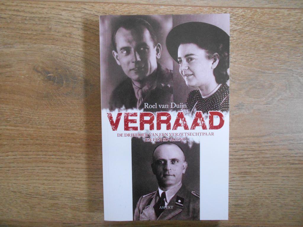 Roel van Duijn Verraad, Boeken, Ophalen of Verzenden, Tweede Wereldoorlog, Zo goed als nieuw, Overige onderwerpen