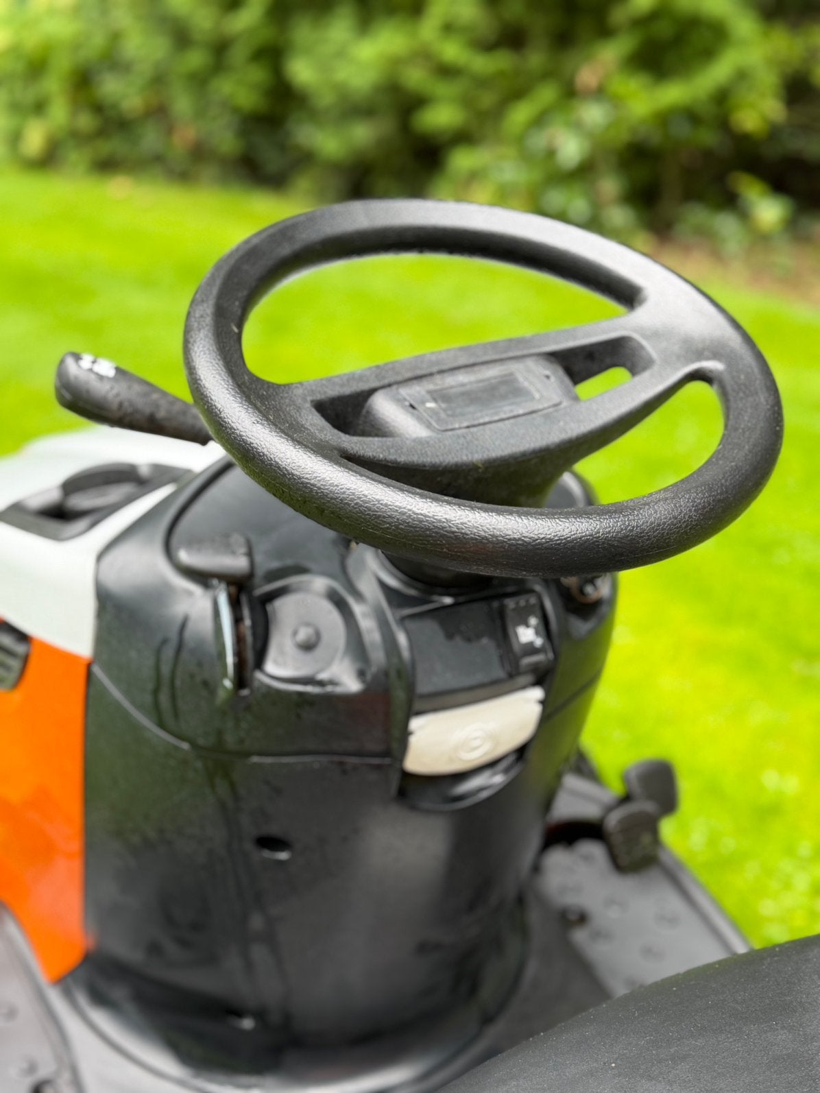 Foto 13 van STIHL RT5097 zitmaaier 2021 zeer nette staat en goed onderh.