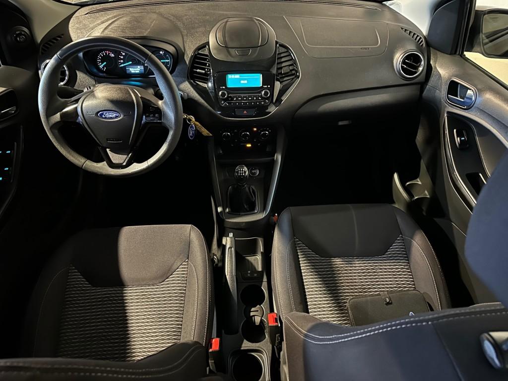 Ford KA 1.2 TREND ULTIMATE l NAP l STOELVERW l BLUETOOTH l A, Voorwielaandrijving, 86 pk, Zwart, Origineel Nederlands