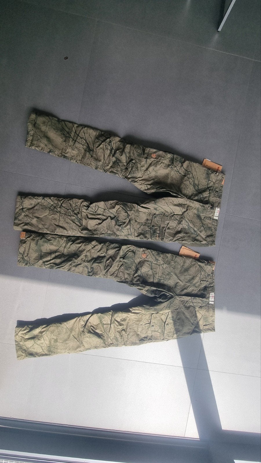 Fjällräven Broek Barents Pro Hydratic Camo Maat 48/50, Ophalen of Verzenden, Nieuw, Kleding