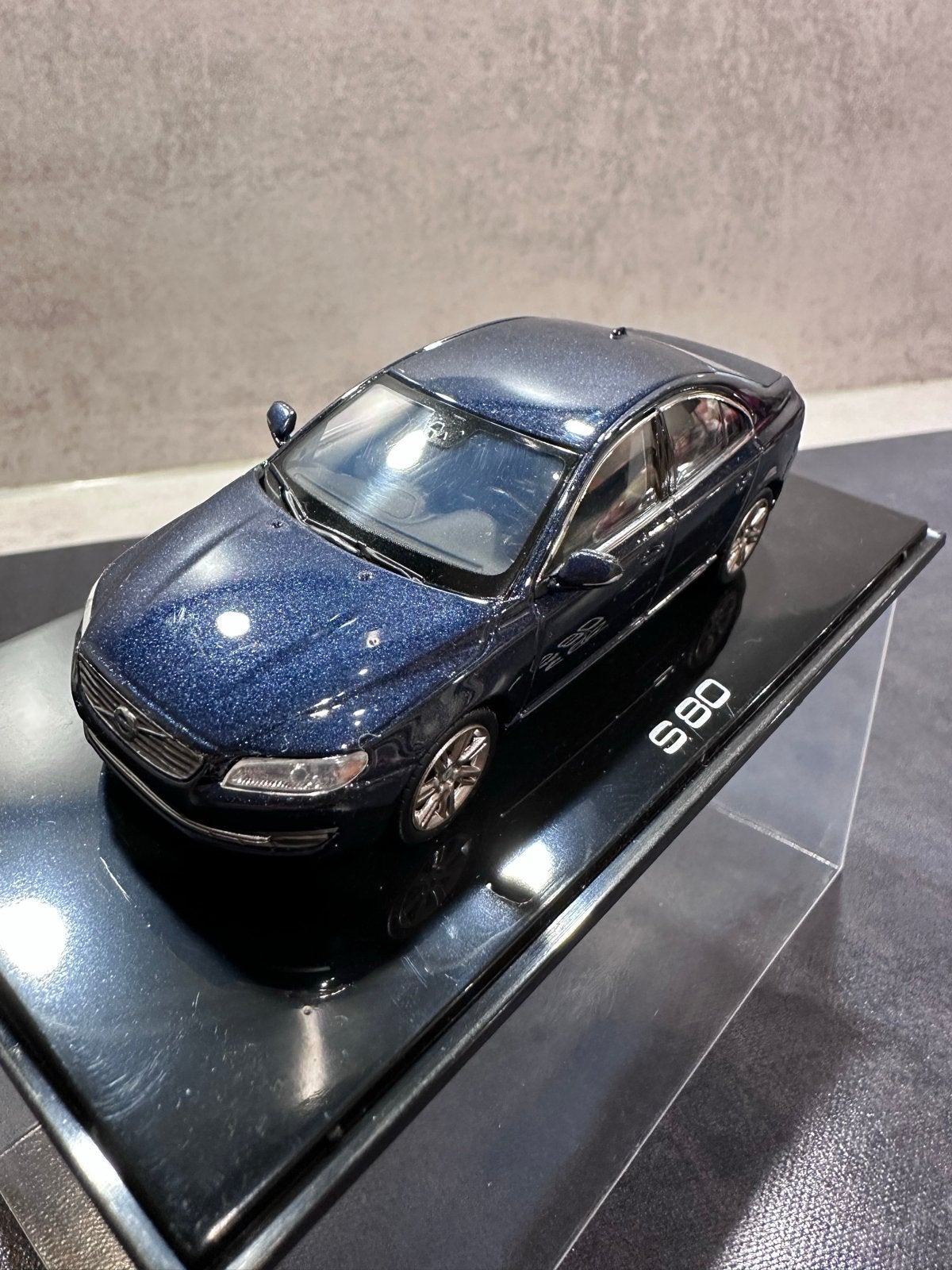 Volvo S80 schaalmodel 1:43 - Norev, Hobby en Vrije tijd, Ophalen of Verzenden, Zo goed als nieuw, Auto, Norev