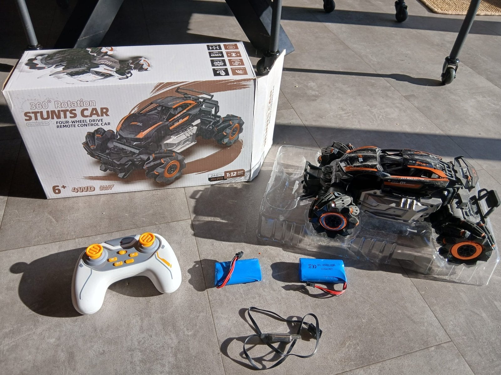 360 Rotatie Stunt Auto RC met Afstandsbediening, Ophalen of Verzenden, Gebruikt, Afstandsbediening